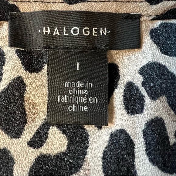 2/$30 Halogen sleeveless top in cheetah print.  SZ L - Picture 8 of 13